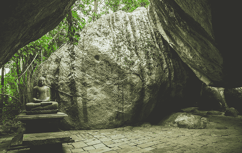Yatagala Rock Temple